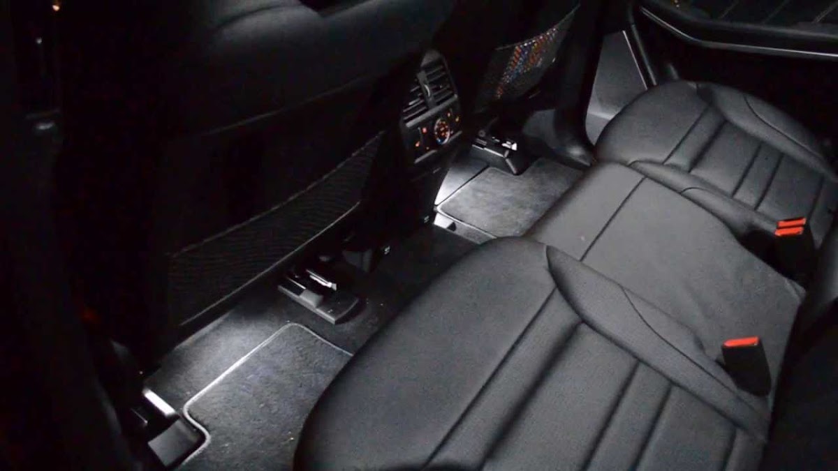 Mercedes GL — кадр 5 из 5