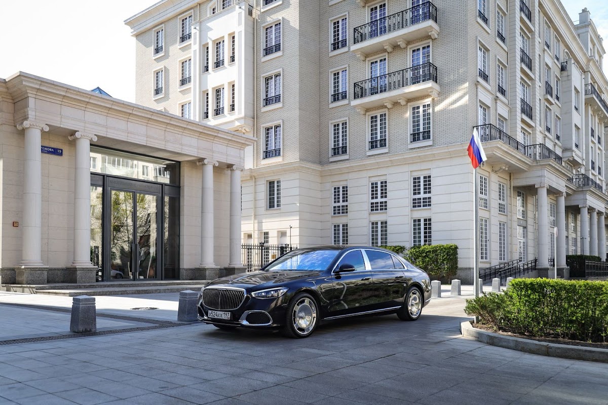 Mercedes Maybach Z223