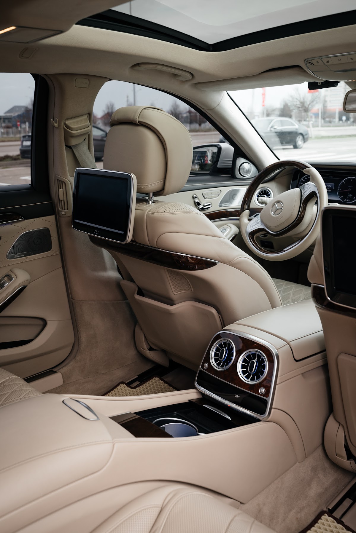 Mercedes-Benz S222 Long