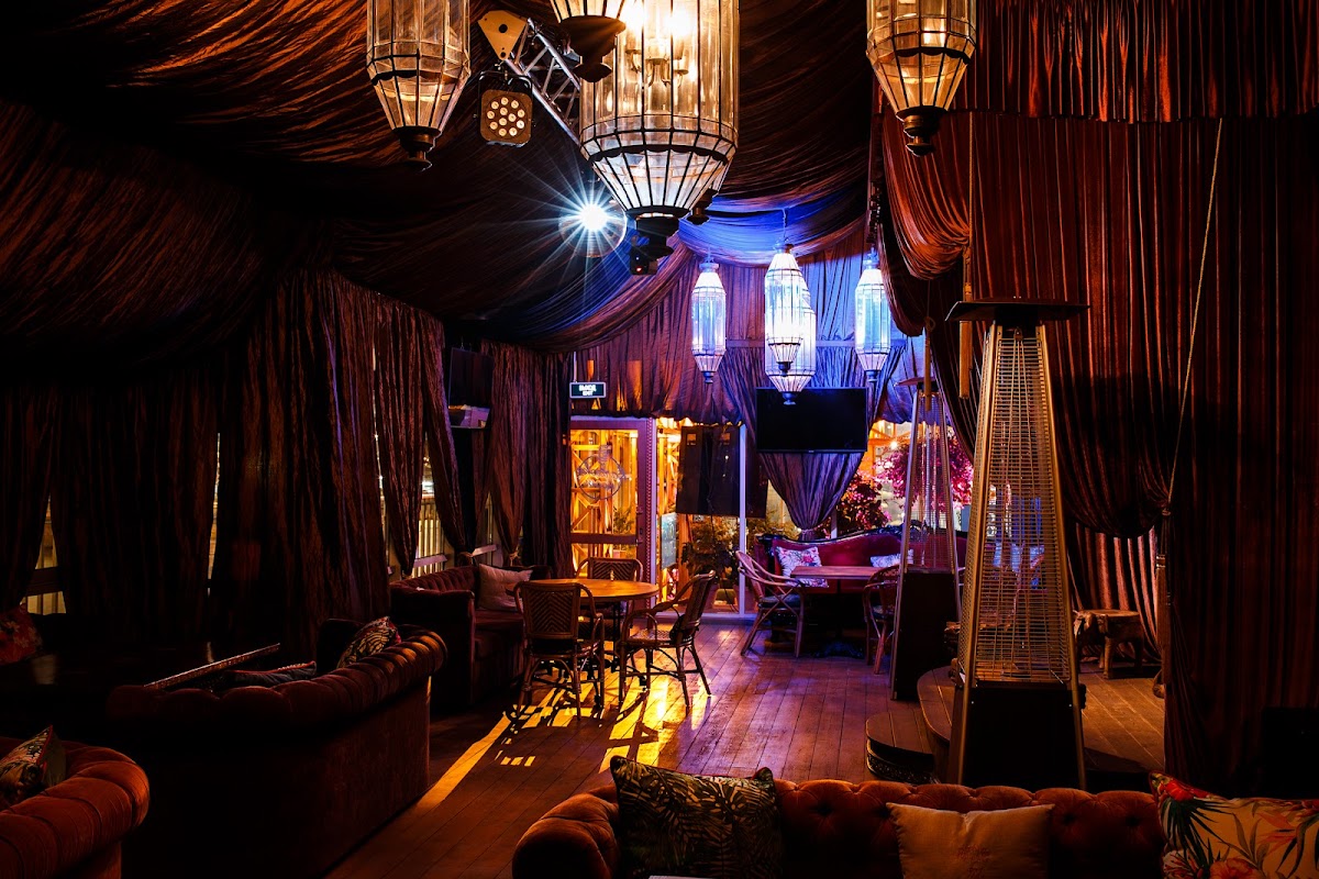 Karaoke Lounge