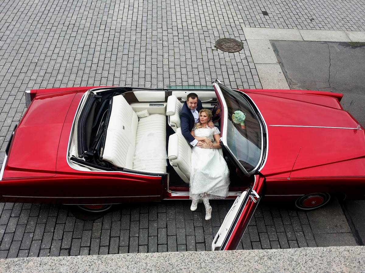 Cadillac Eldorado Red