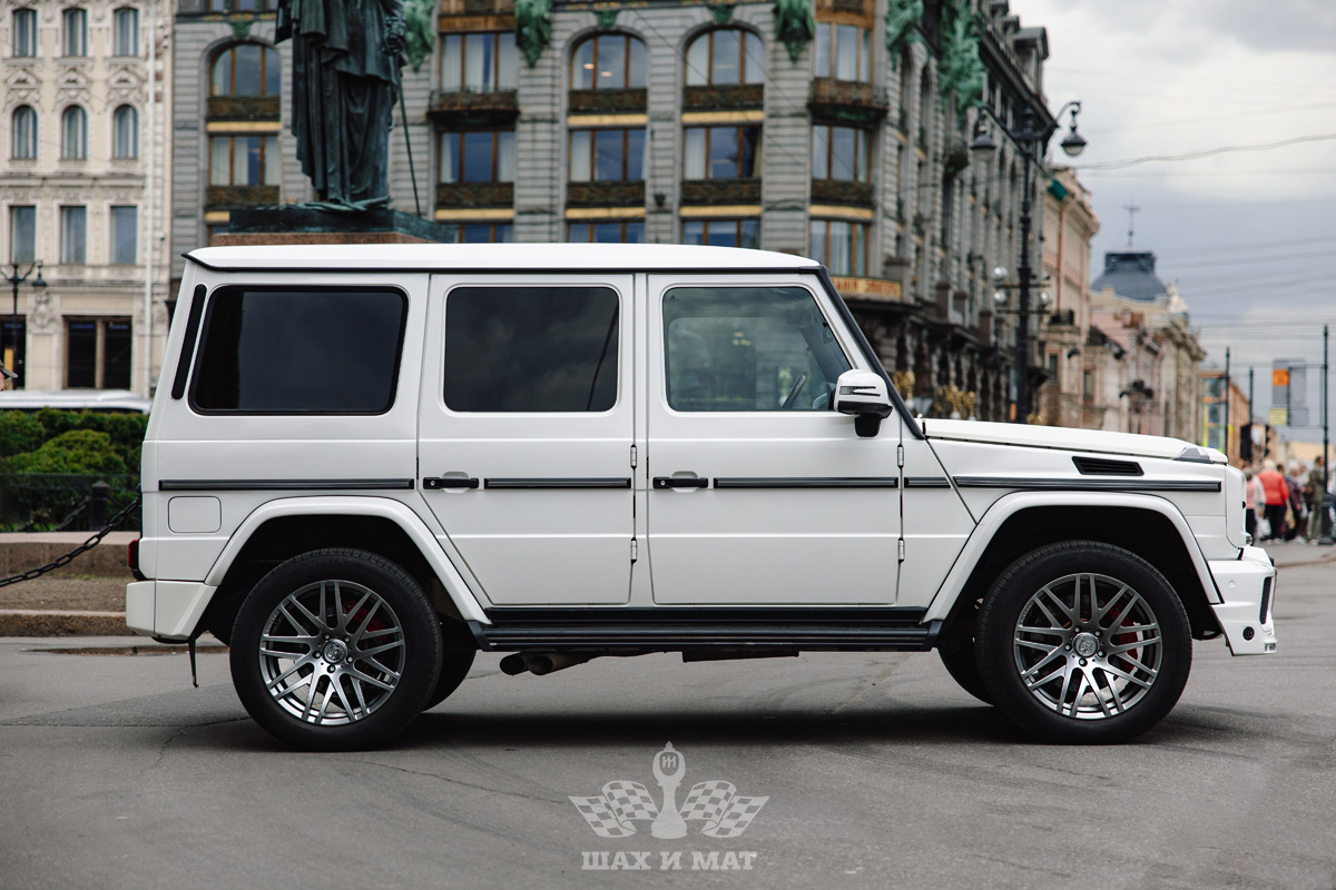 Mercedes G500 Brabus — кадр 4 из 9