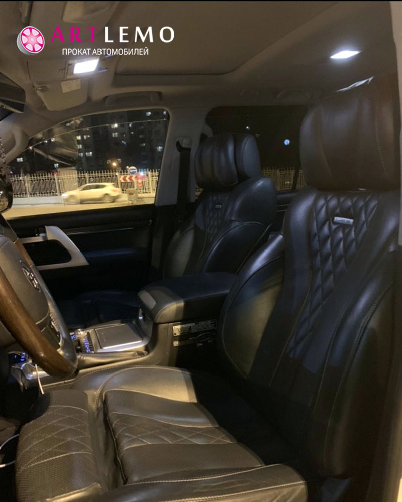 Land Cruiser 200 — кадр 5 из 6