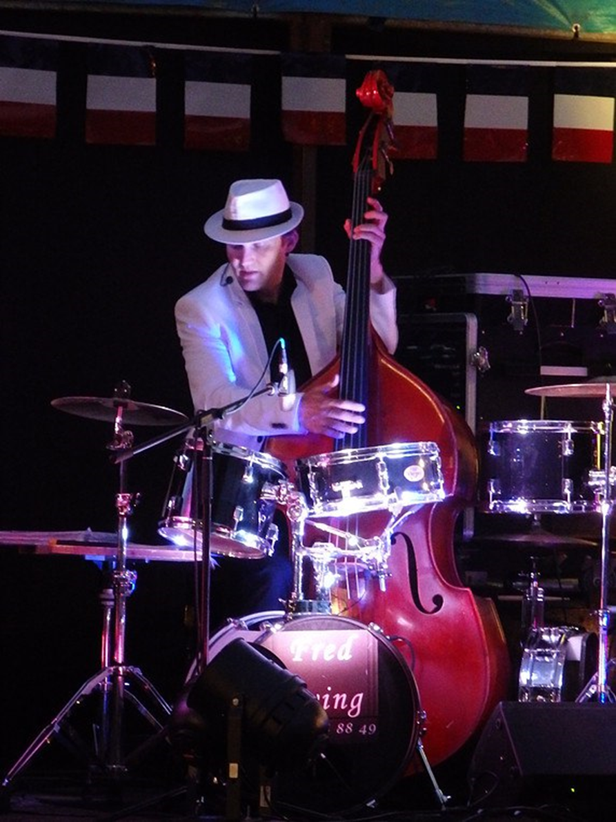 FredSwing