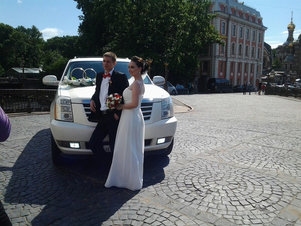 Cadillac Escalade — кадр 2 из 6