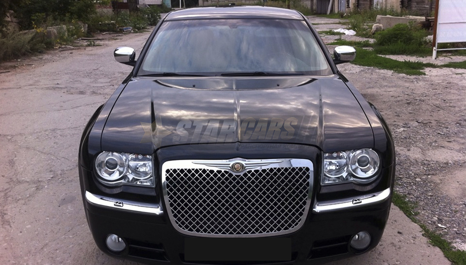 Chrysler 300C 1st generation