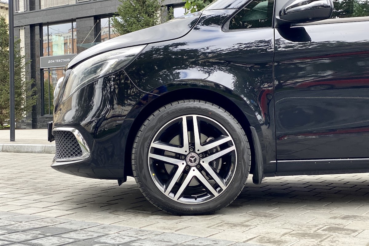 Mercedes-Benz V class