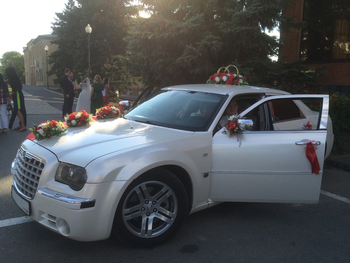 chrysler C300 перламутр