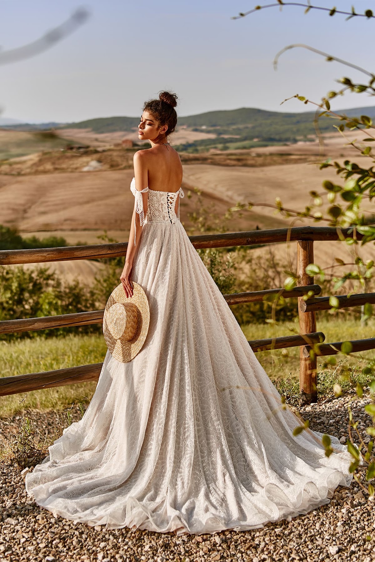 Beauty — кадр 2 из 2