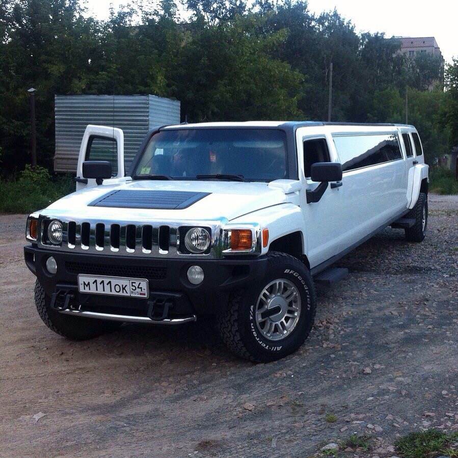 Hummer H3 — кадр 2 из 6