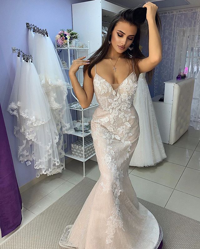 Свадебное платье — кадр 3 из 3