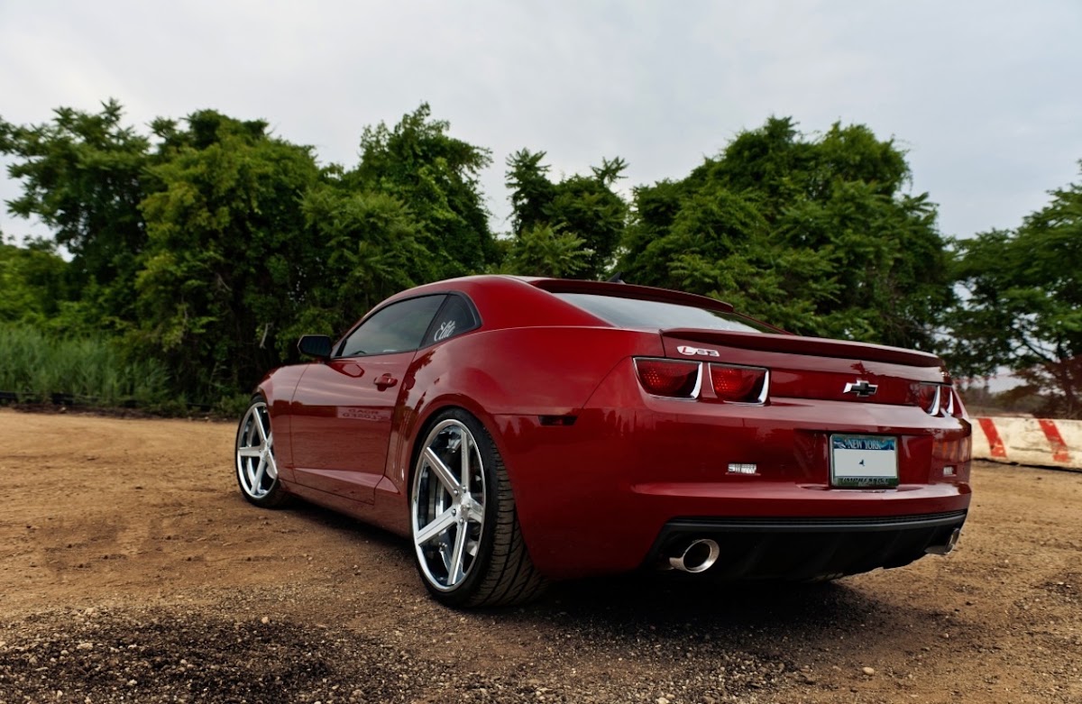 Chevrolet-Camaro — кадр 3 из 4