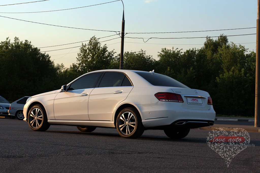 Mercedes-Benz E212 New — кадр 3 из 6