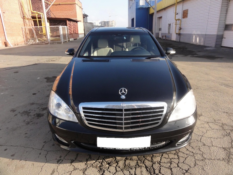 Mercedes-Benz S-Class w221