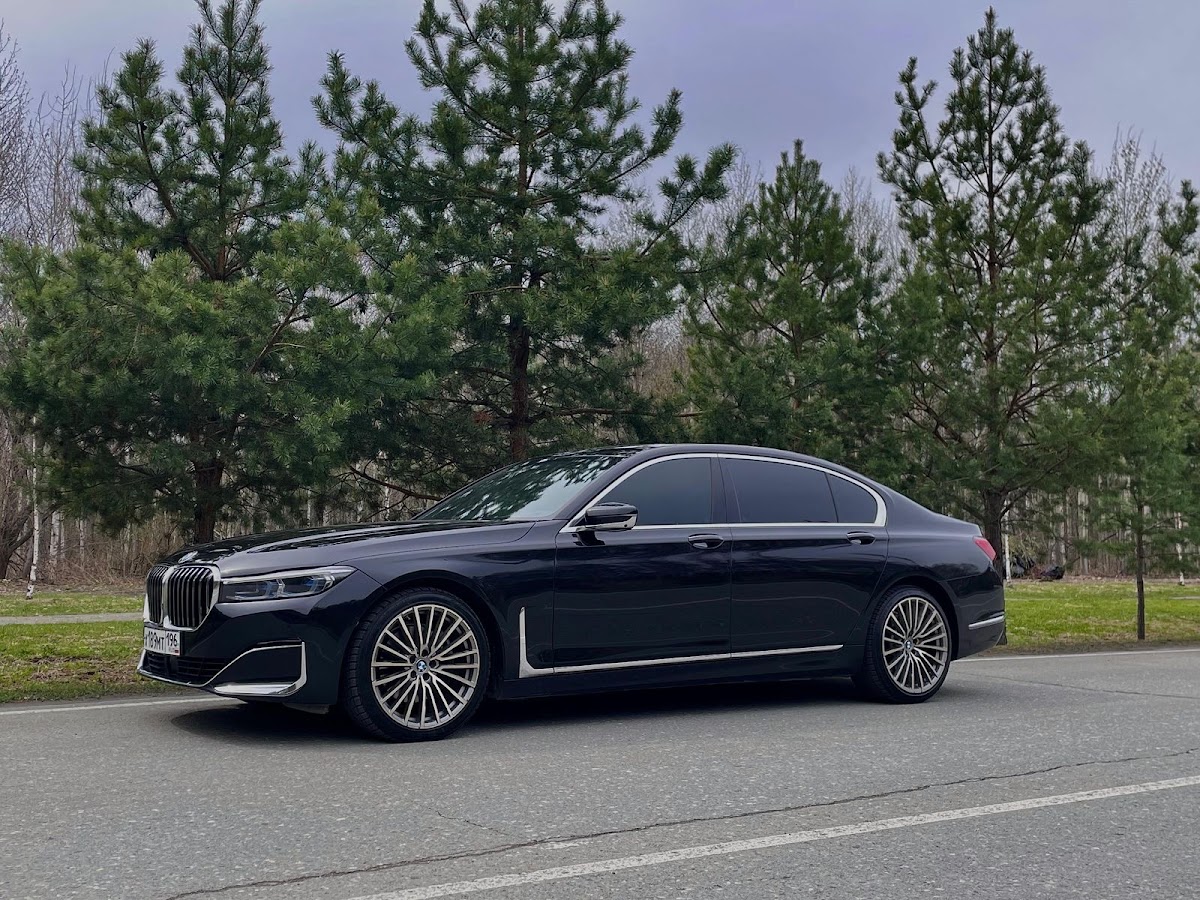 BMW 7 long series — кадр 4 из 7