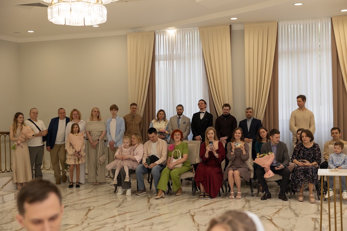 Кадр 105 из 200