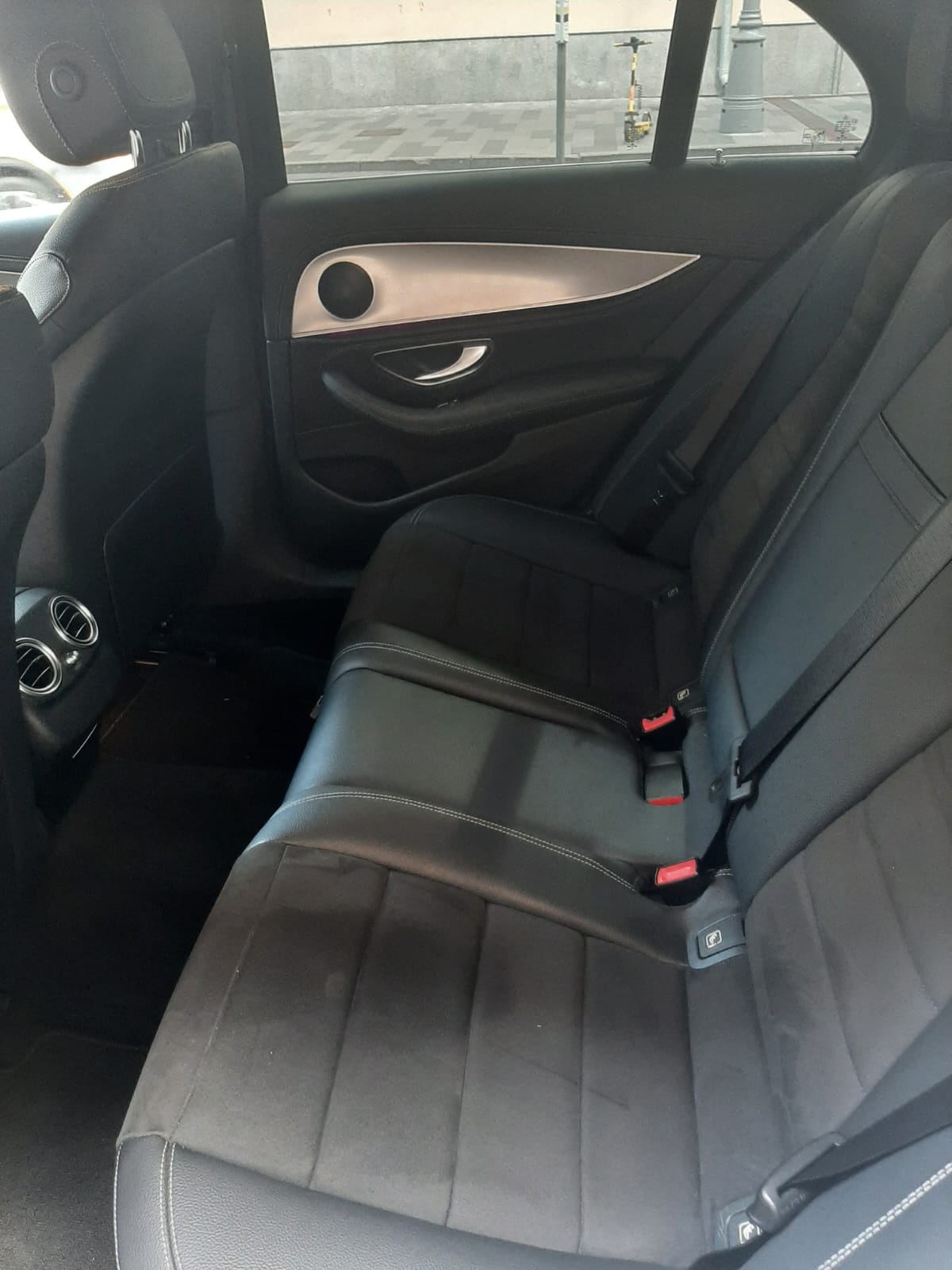 Мерседес Е200 АМГ гос.N 500