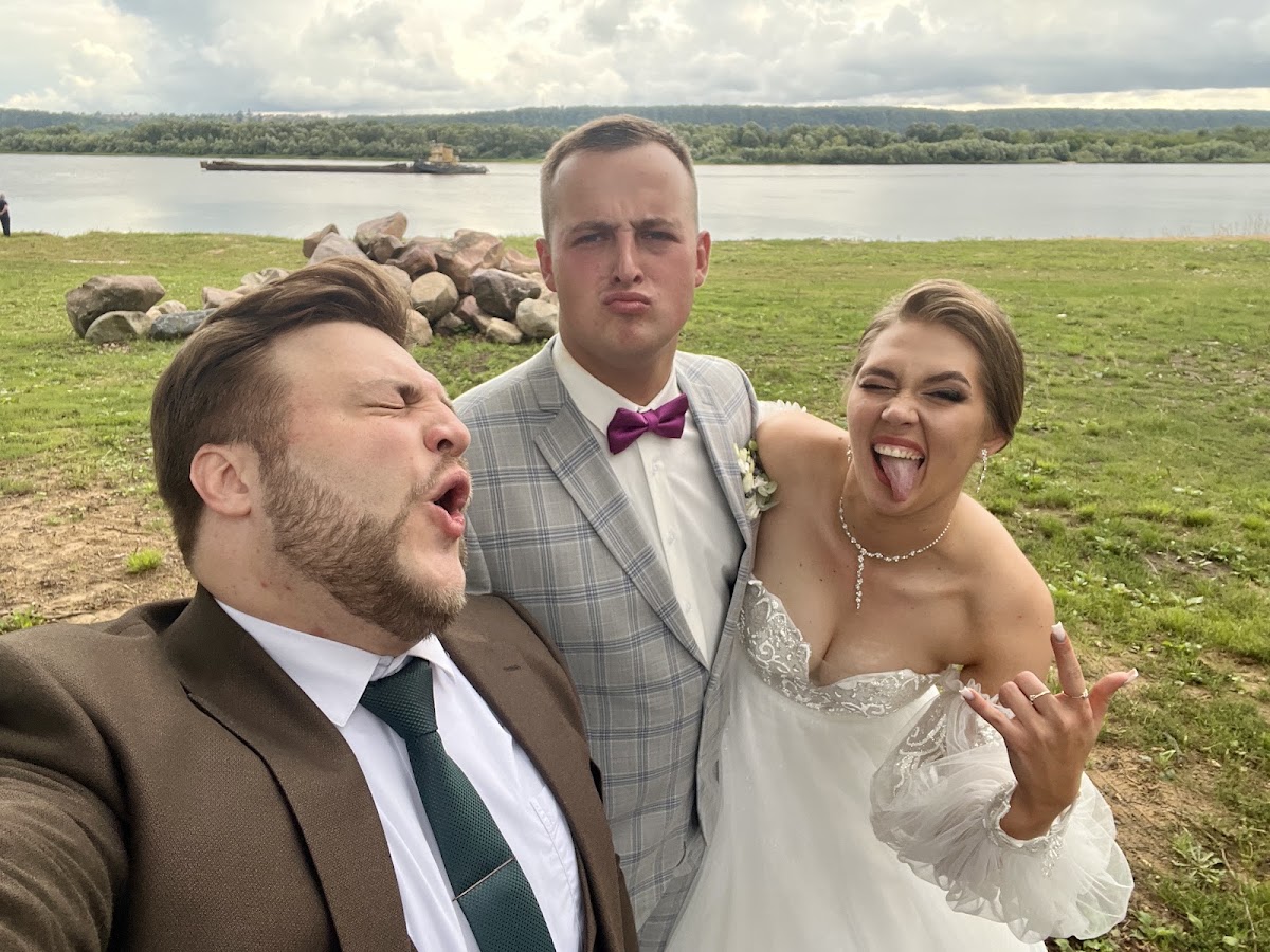 Селфи с молодыми