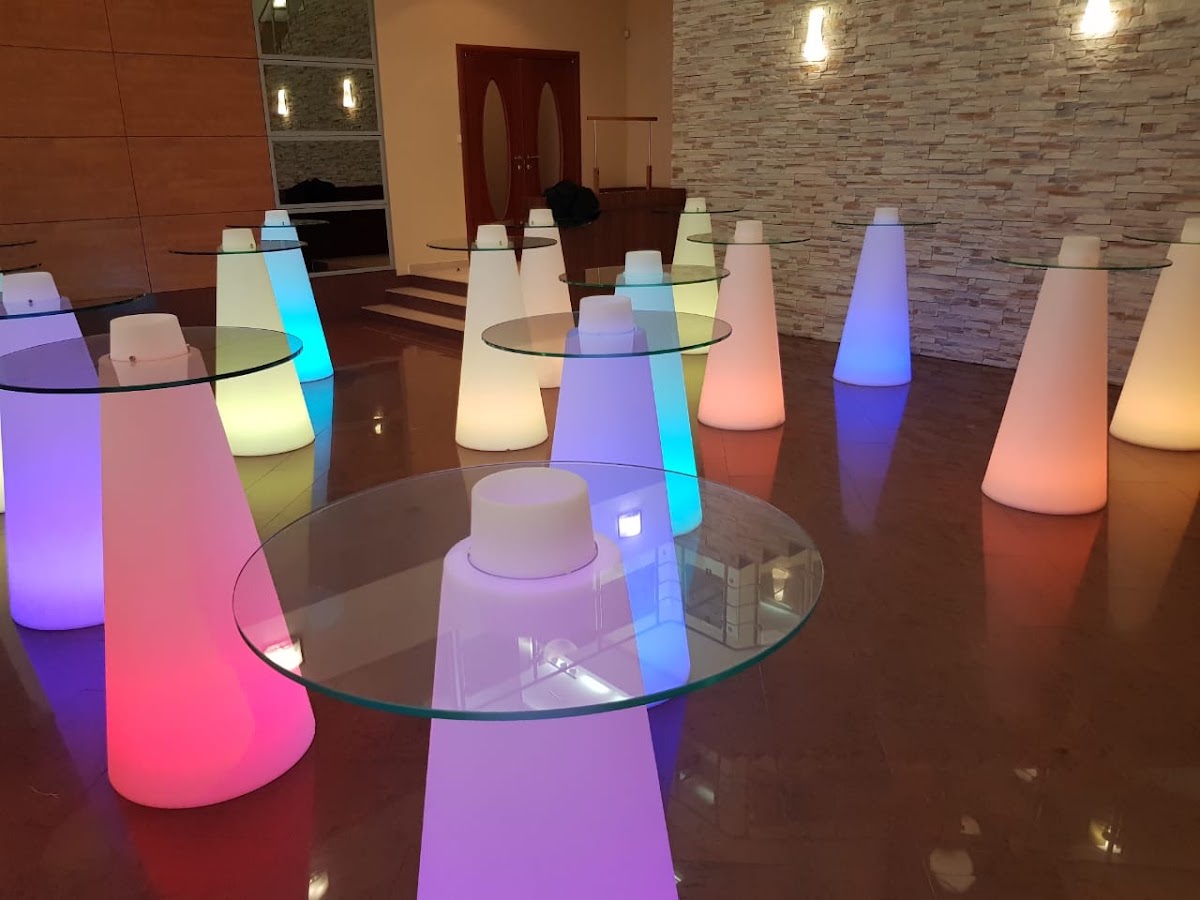 СВАДЕБНЫЙ ФУРШЕТ (LED МЕБЕЛЬ)