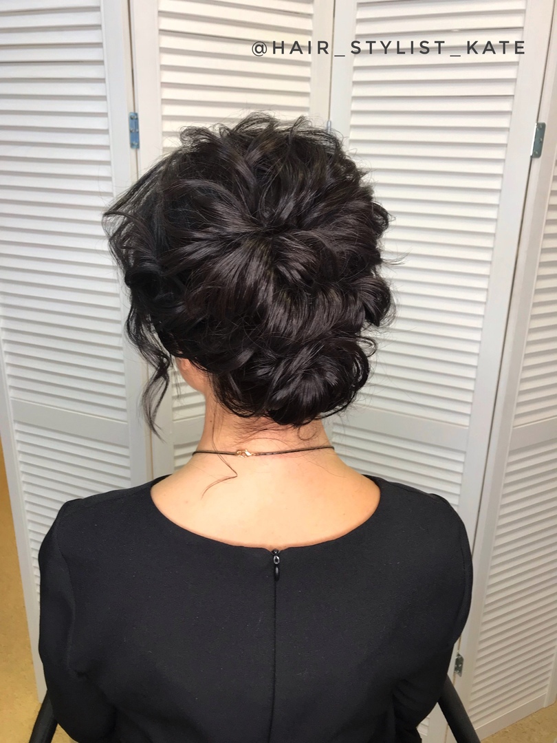 Instagram @hair_stylist_kate