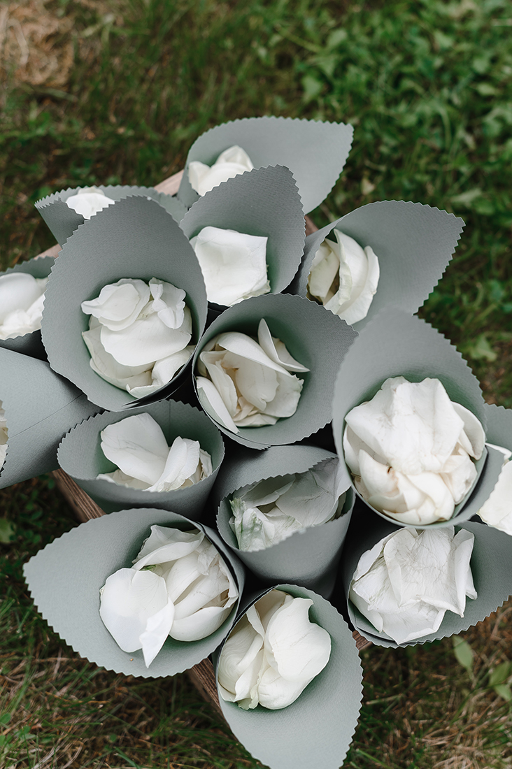 Green-white wedding,2022