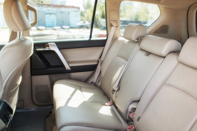 Toyota Land Cruiser Prado — кадр 2 из 2