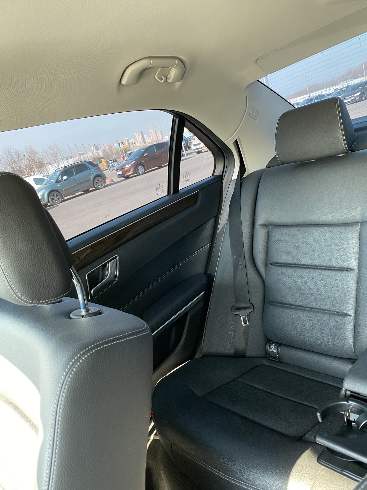 Mercedes W212 restail — кадр 3 из 4