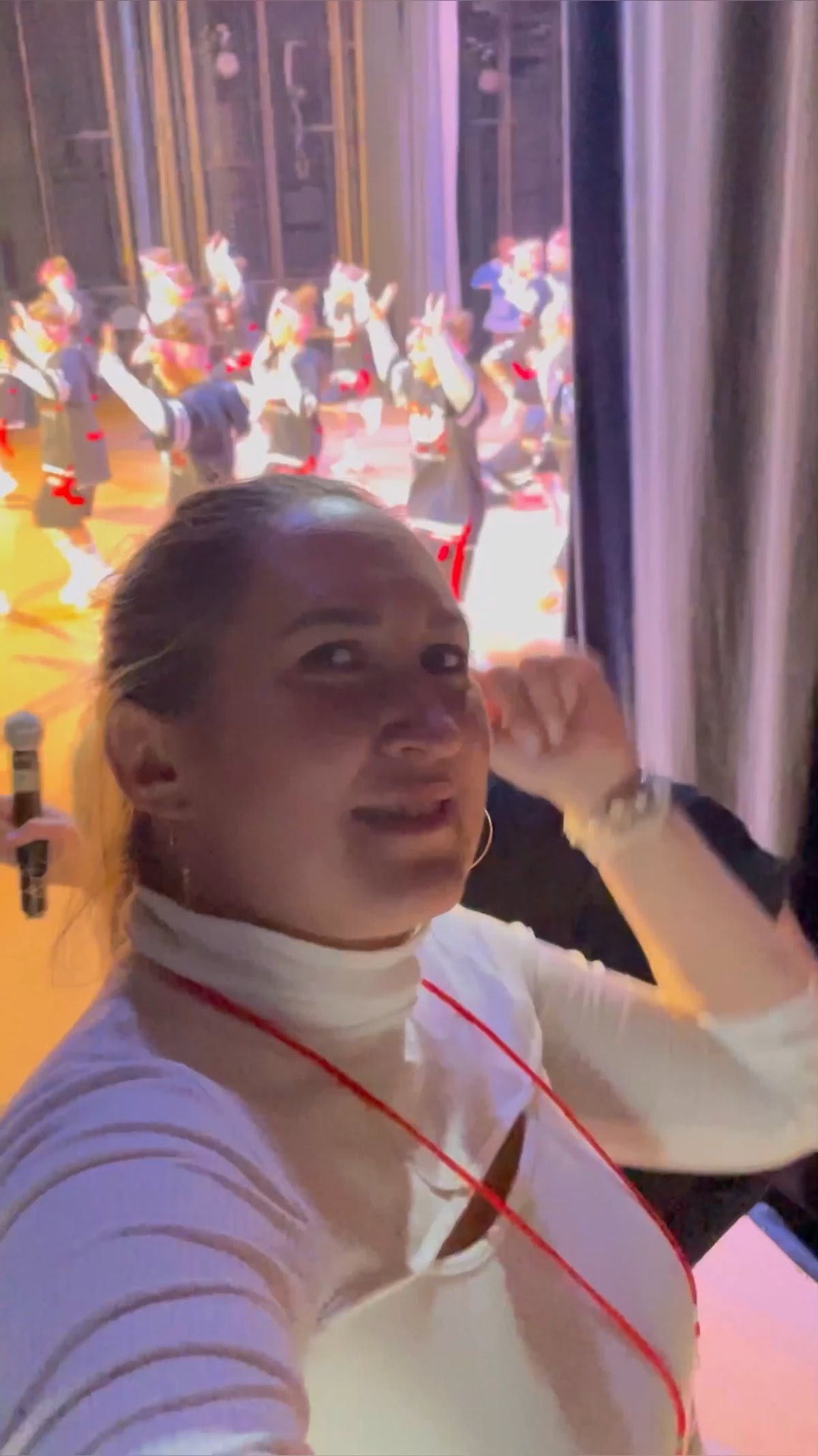 Видео