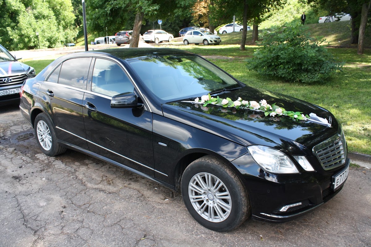 Mersedes E212 (дорестайлинг)