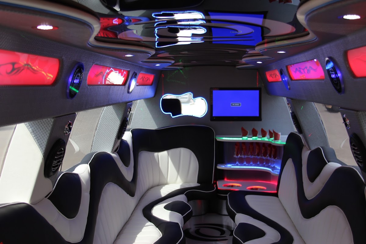 Cadillac Escalade гос № 122