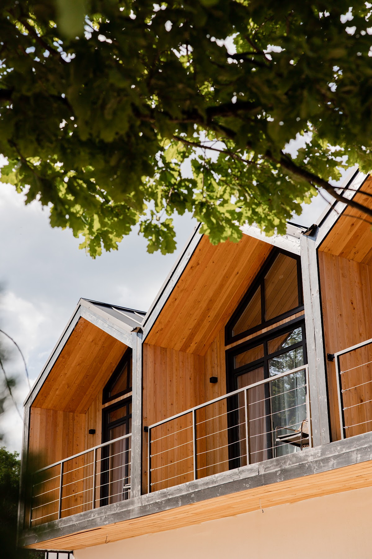 BARN HOUSE