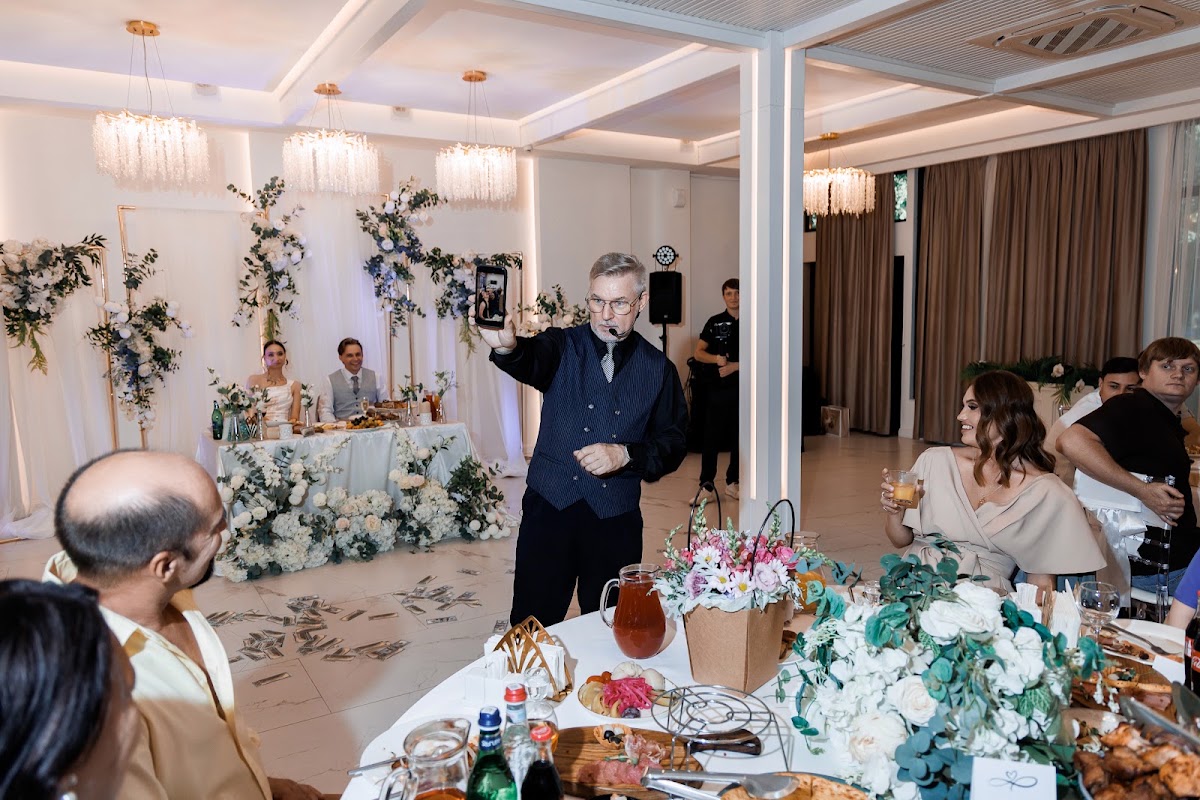 Александр Веселофф