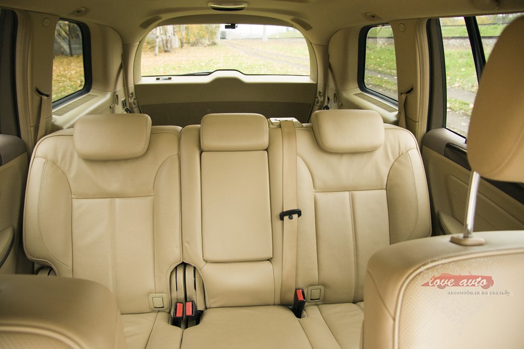 Mercedes-Benz GL белый