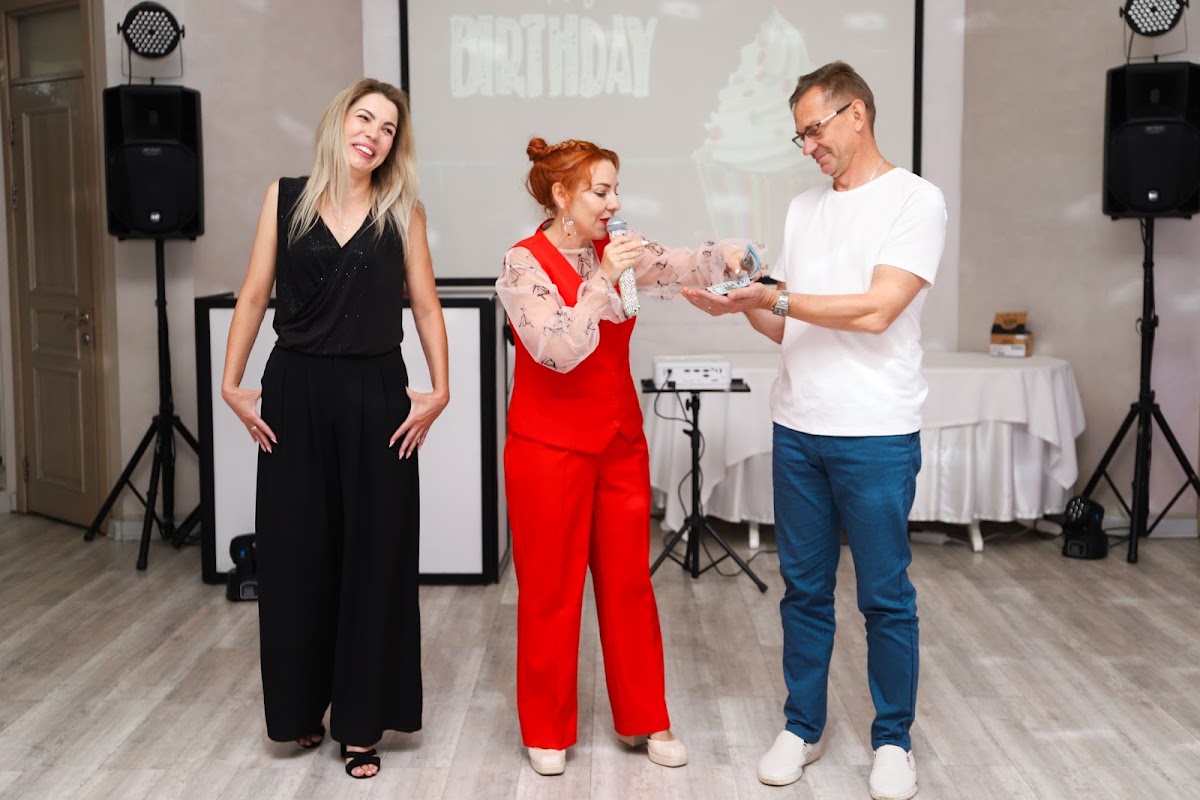 День Рождения Аллы