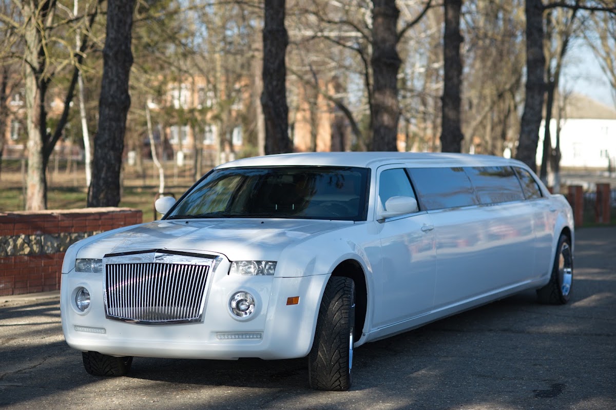 Rolls-Royce Phantom — кадр 4 из 6