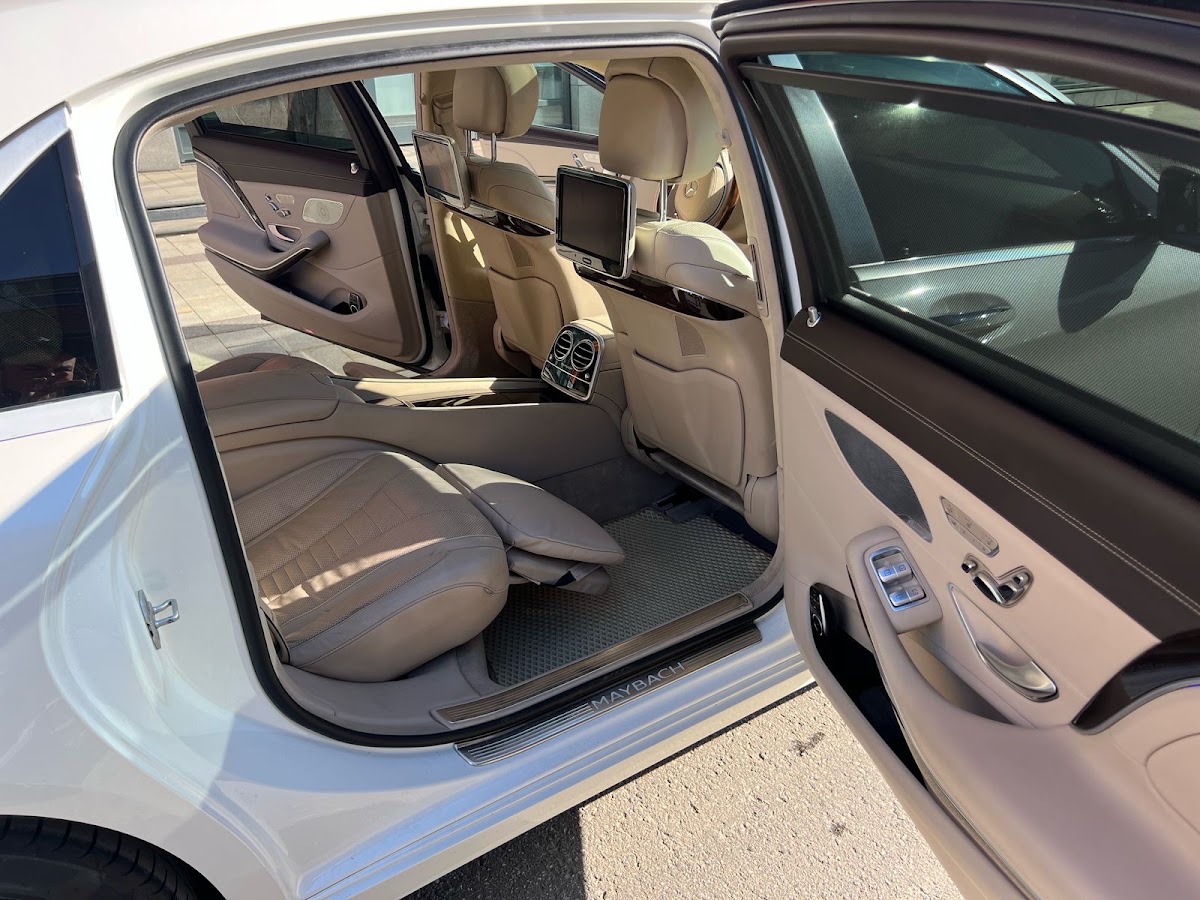 Maybach 222 светлый салон