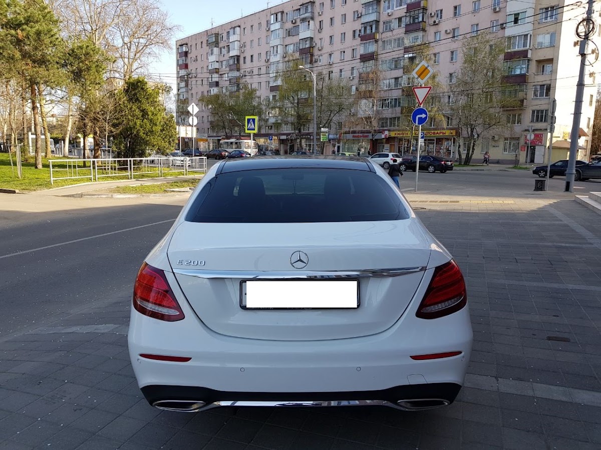 Мерседес w213
