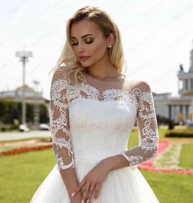 Свадебное платье — кадр 3 из 3