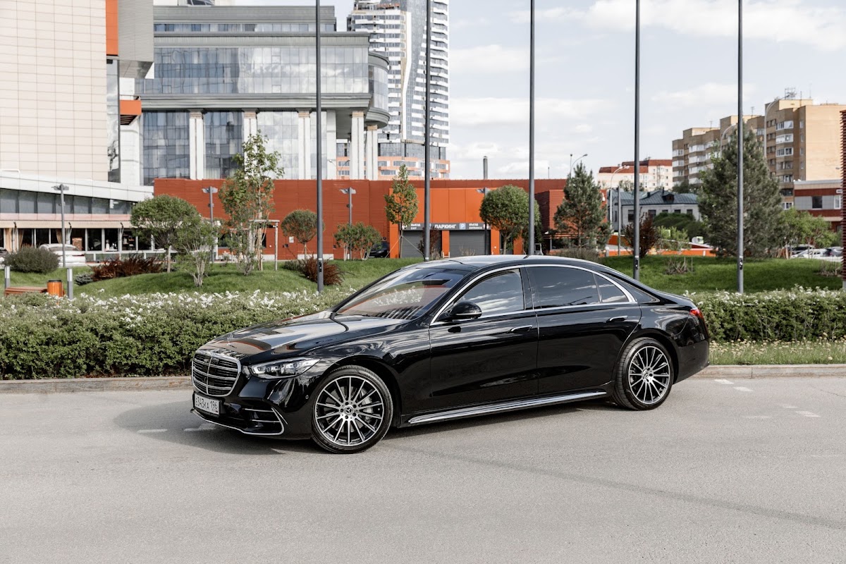 Mercedes- Benz S Class 223