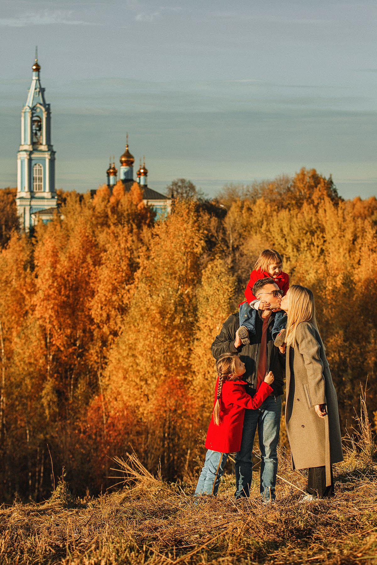 Семейная прогулка по Крылатским холмам.