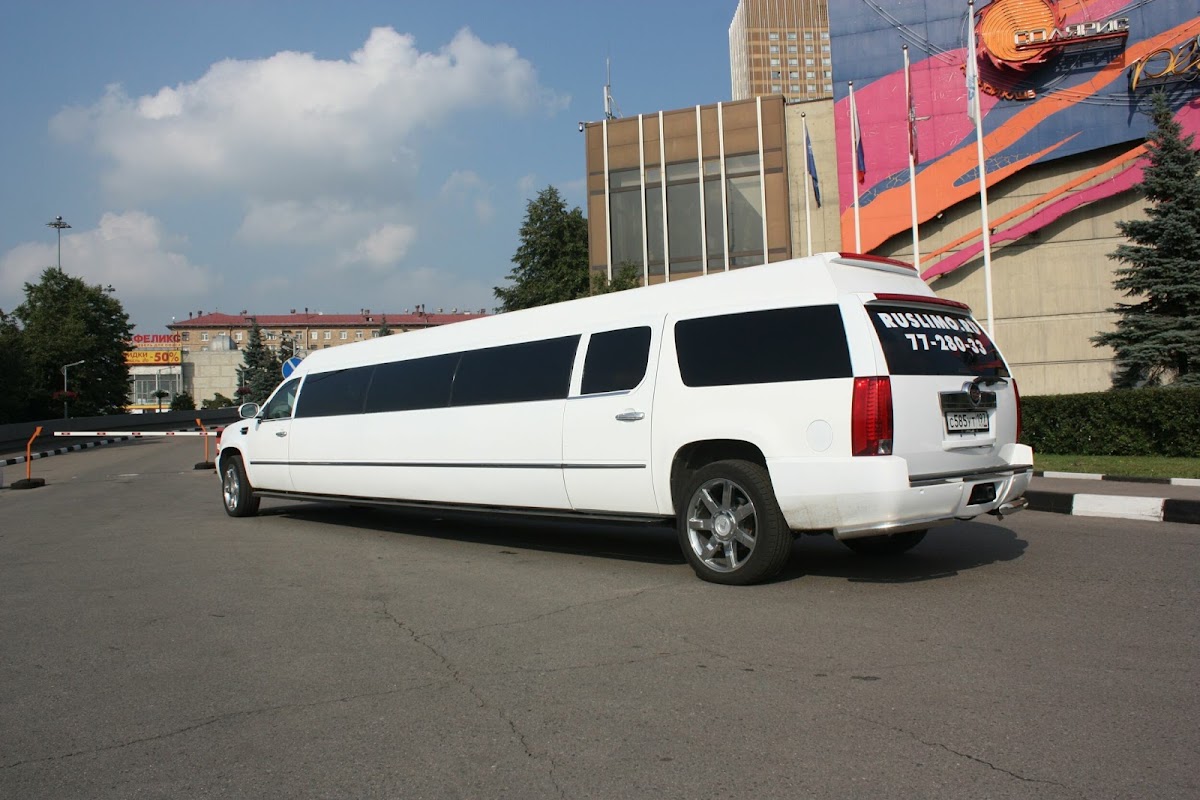 Cadillac Escalade — кадр 4 из 7