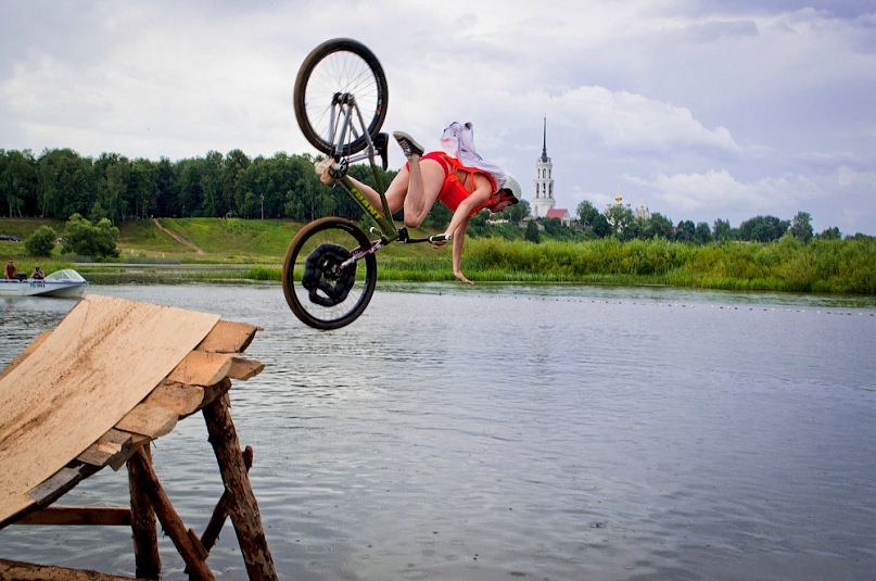 Fun Jumping Архив Шуя 2103 ведущий и организатор Евгений Строкин