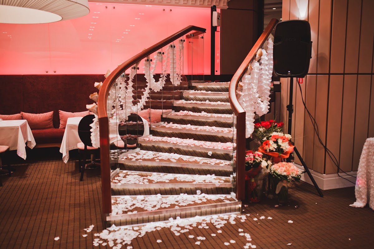 Allure Decor