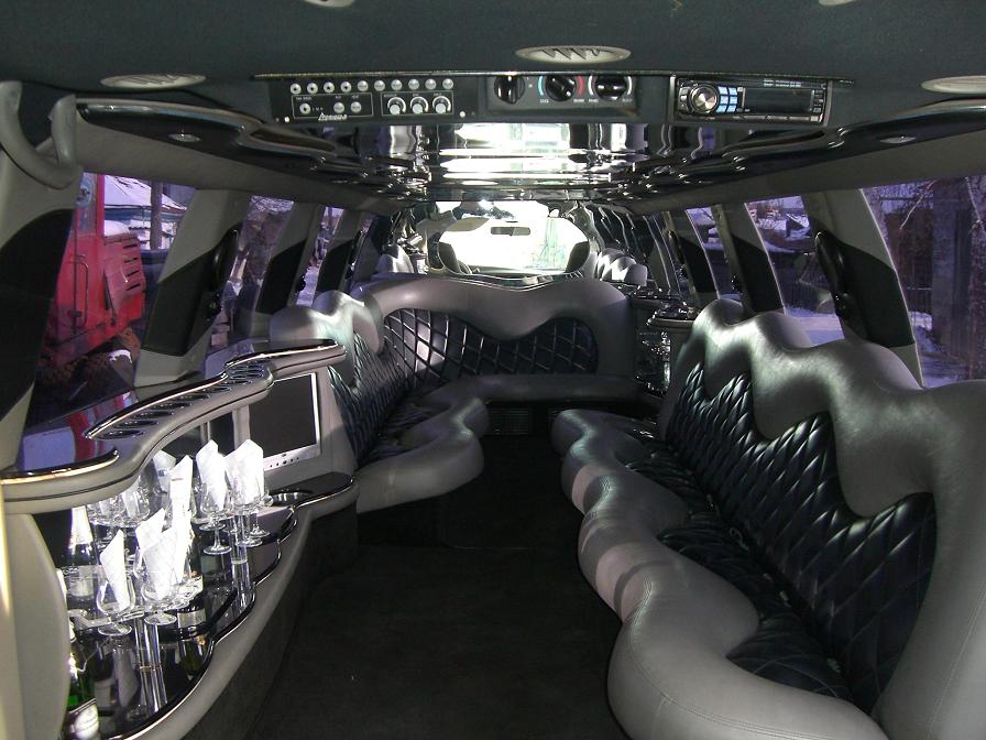 Ford Excursion — кадр 2 из 2