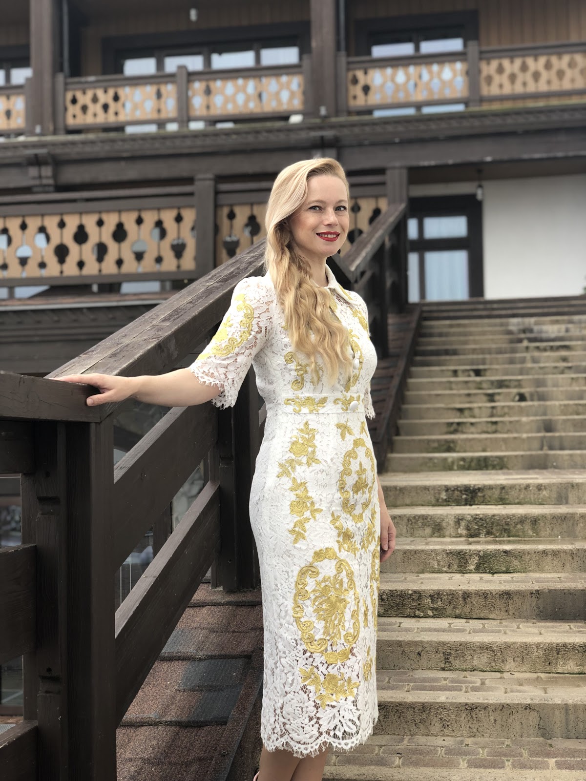 Ведущая Оксана Филиппова