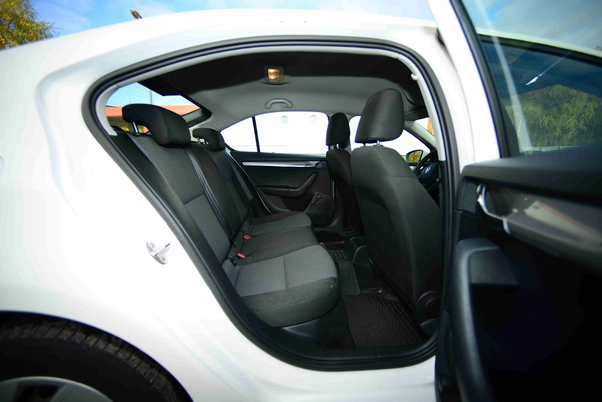 Skoda Octavia — кадр 2 из 2