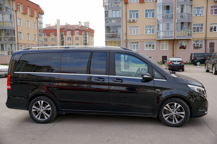 Mercedes V-class — кадр 5 из 13
