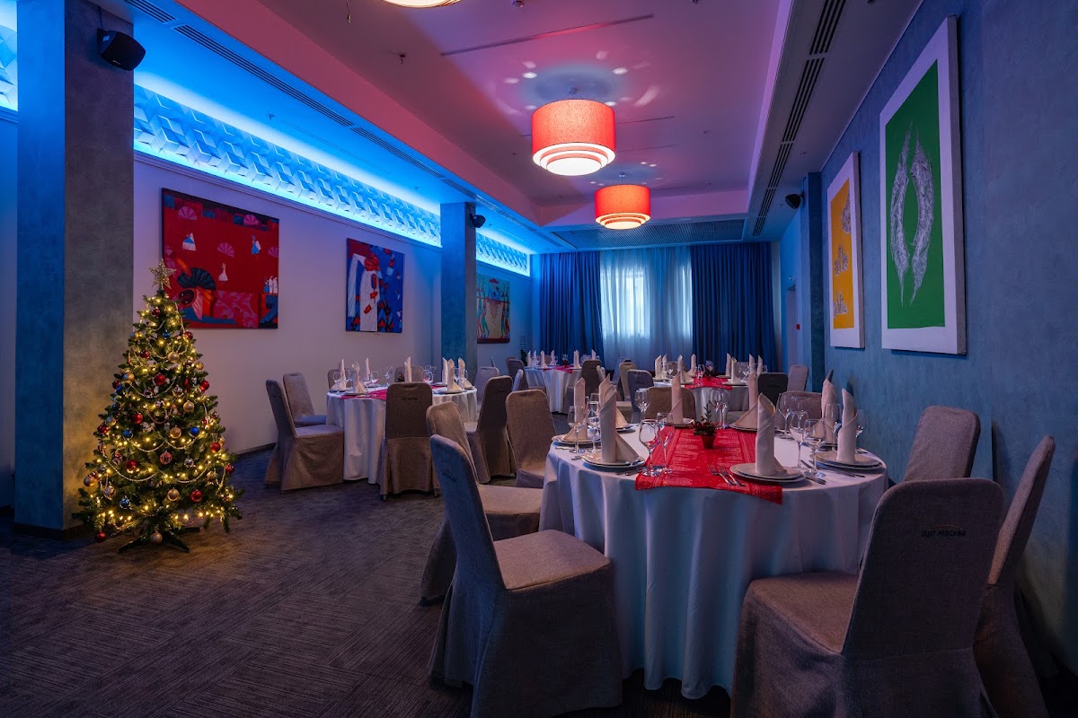 Зал «Клод Моне» — Новый год