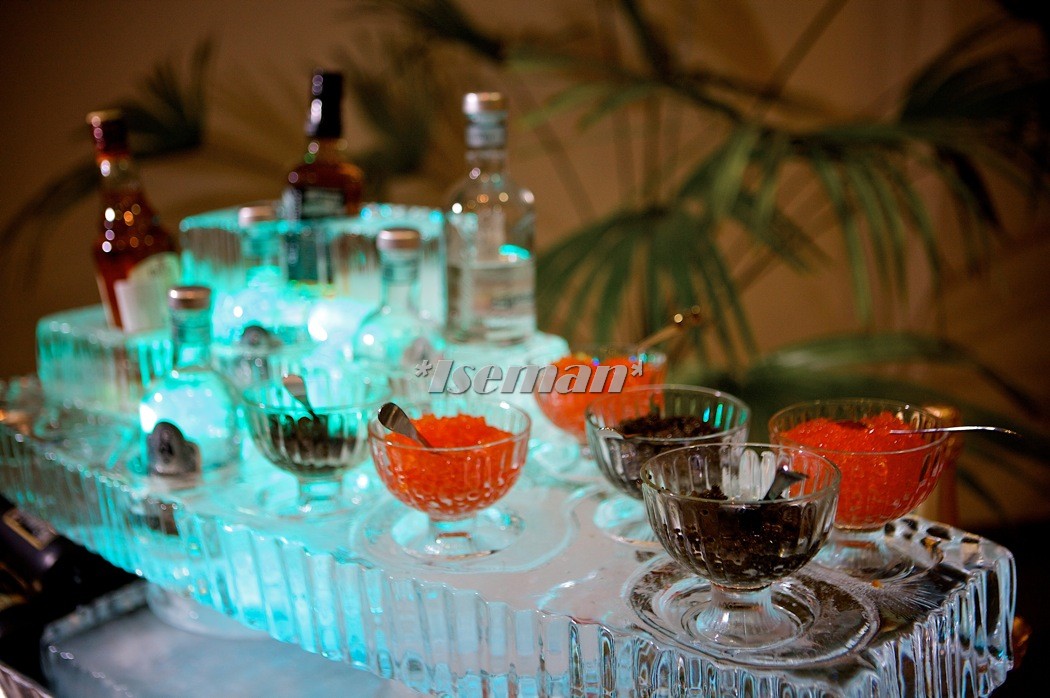 Фуршетные и барные стойки