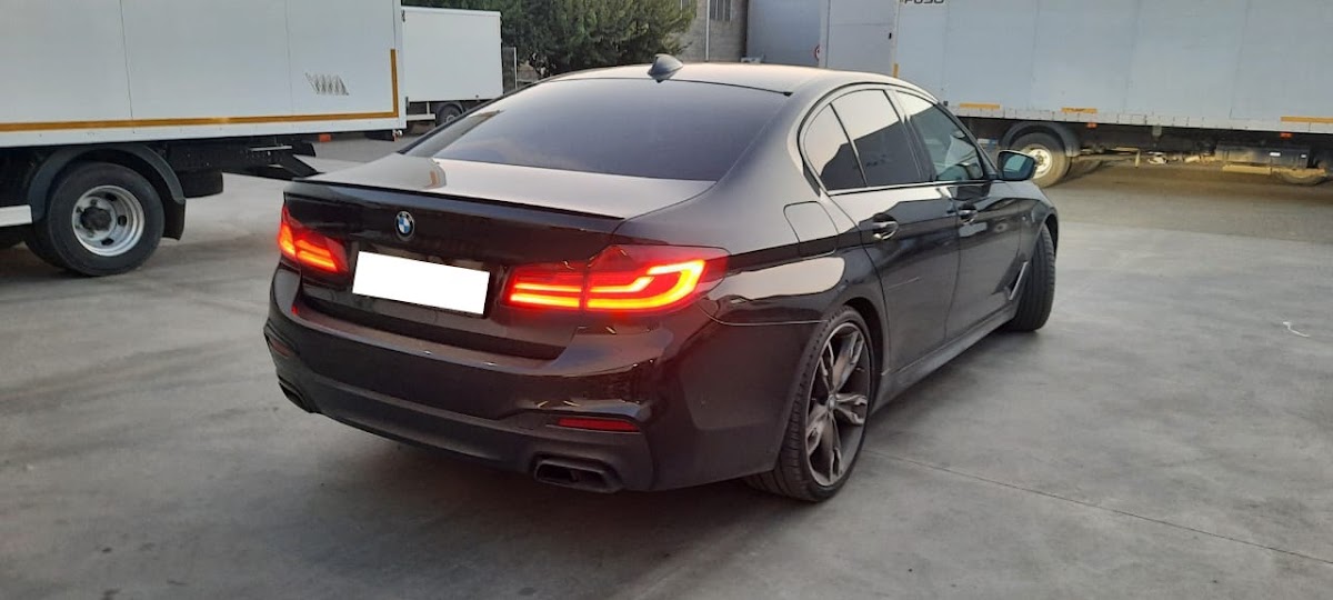 Bmw M5 — кадр 3 из 4